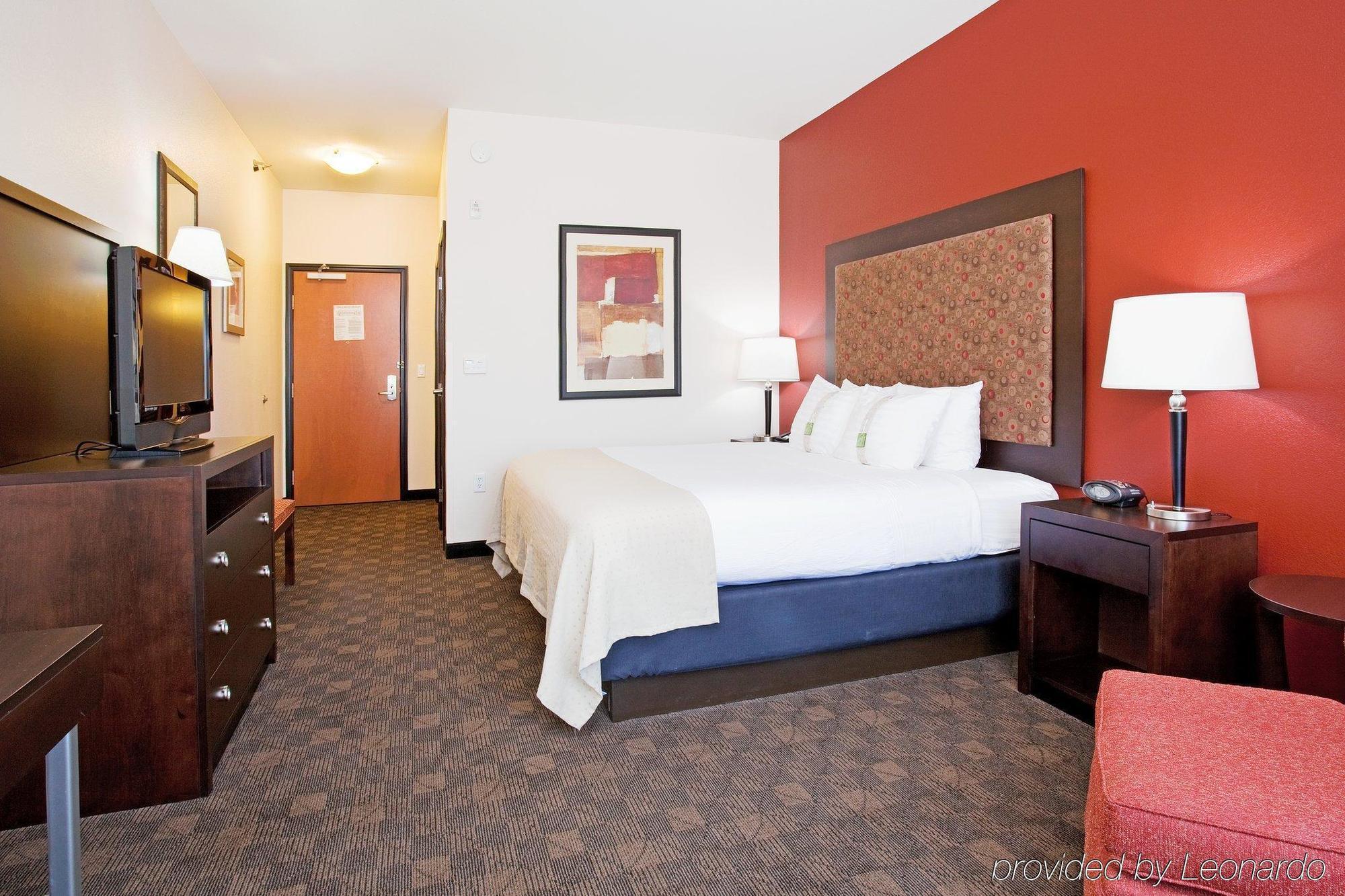 Holiday Inn Casper East-Medical Center, An Ihg Hotel Room photo